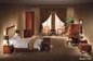 Gelaimei Hotel Guest Room Furniture أثاث من الخشب الصلب بإطار سرير من خشب القشرة