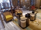 Gelaimei Hotel Lobby Furniture من الخشب الصلب كرسي سهل مع طاولة شاي مرحبًا بها OEM
